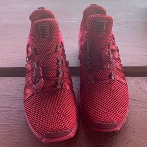 Nike Wmns Shoc Gravities ‘Wild Cherry’